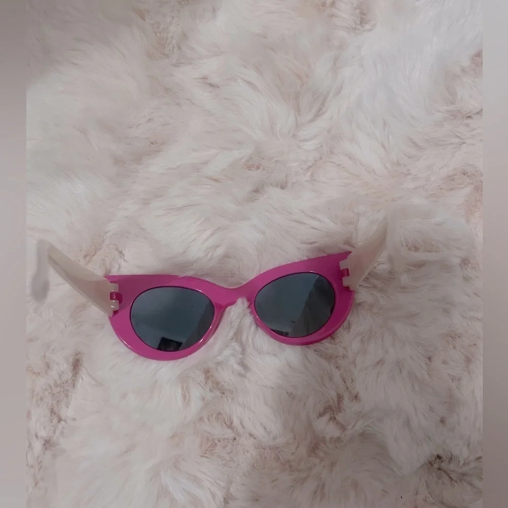 BARBIE Pink Girls Sunglasses‎ 4-7